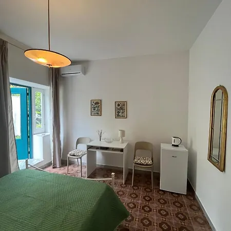 Oda ve Kahvaltı Machi