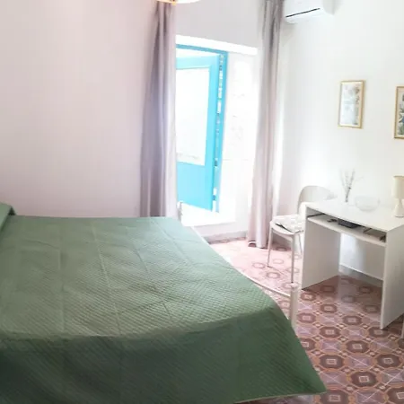 Machi Oda ve Kahvaltı
